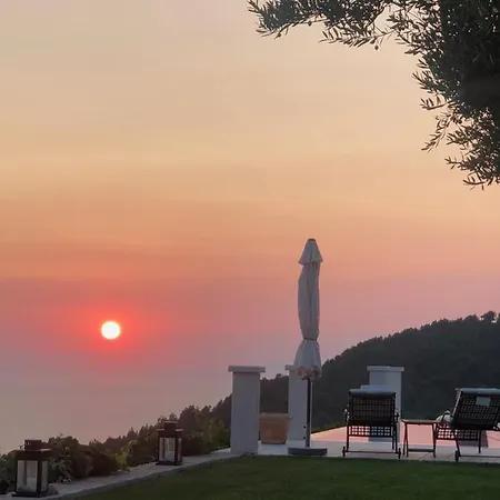 V Villa *